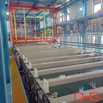 Linea di rivestimento continua E con serbatoi di anodizzazione di grande capacità e processi di pretrattamento in più fasi